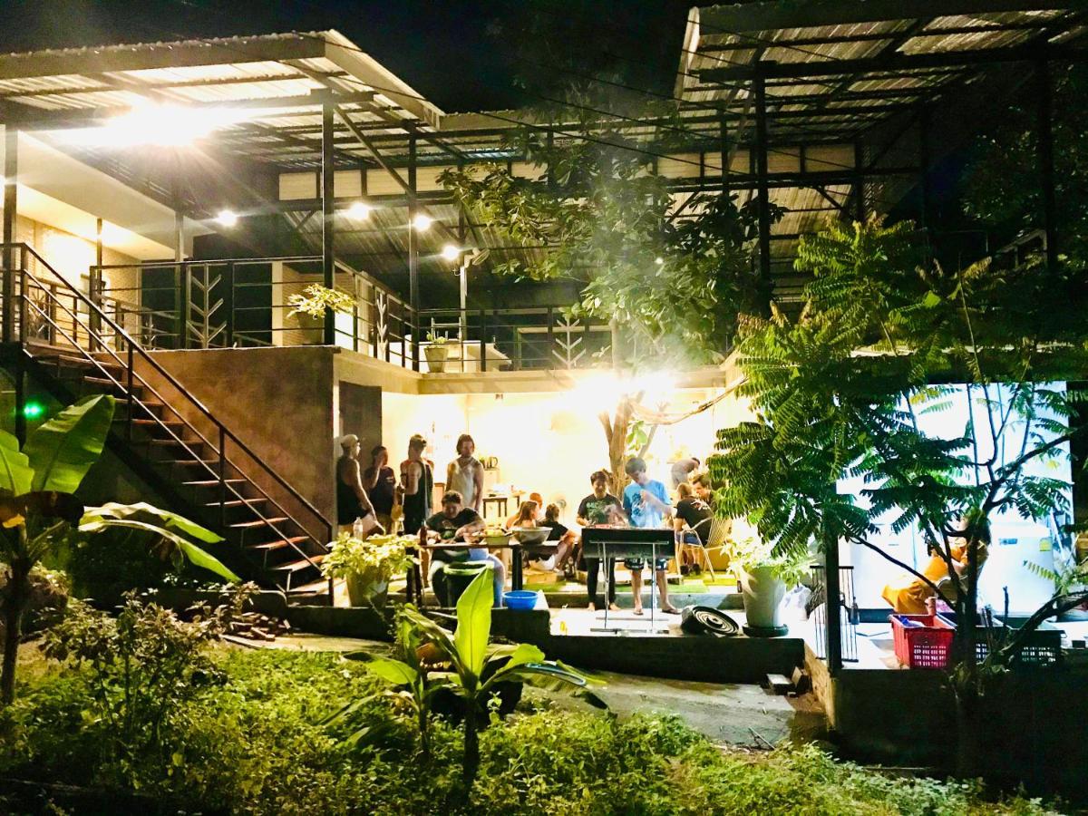 Hostel Live In Leaf Ko Tao Exterior foto